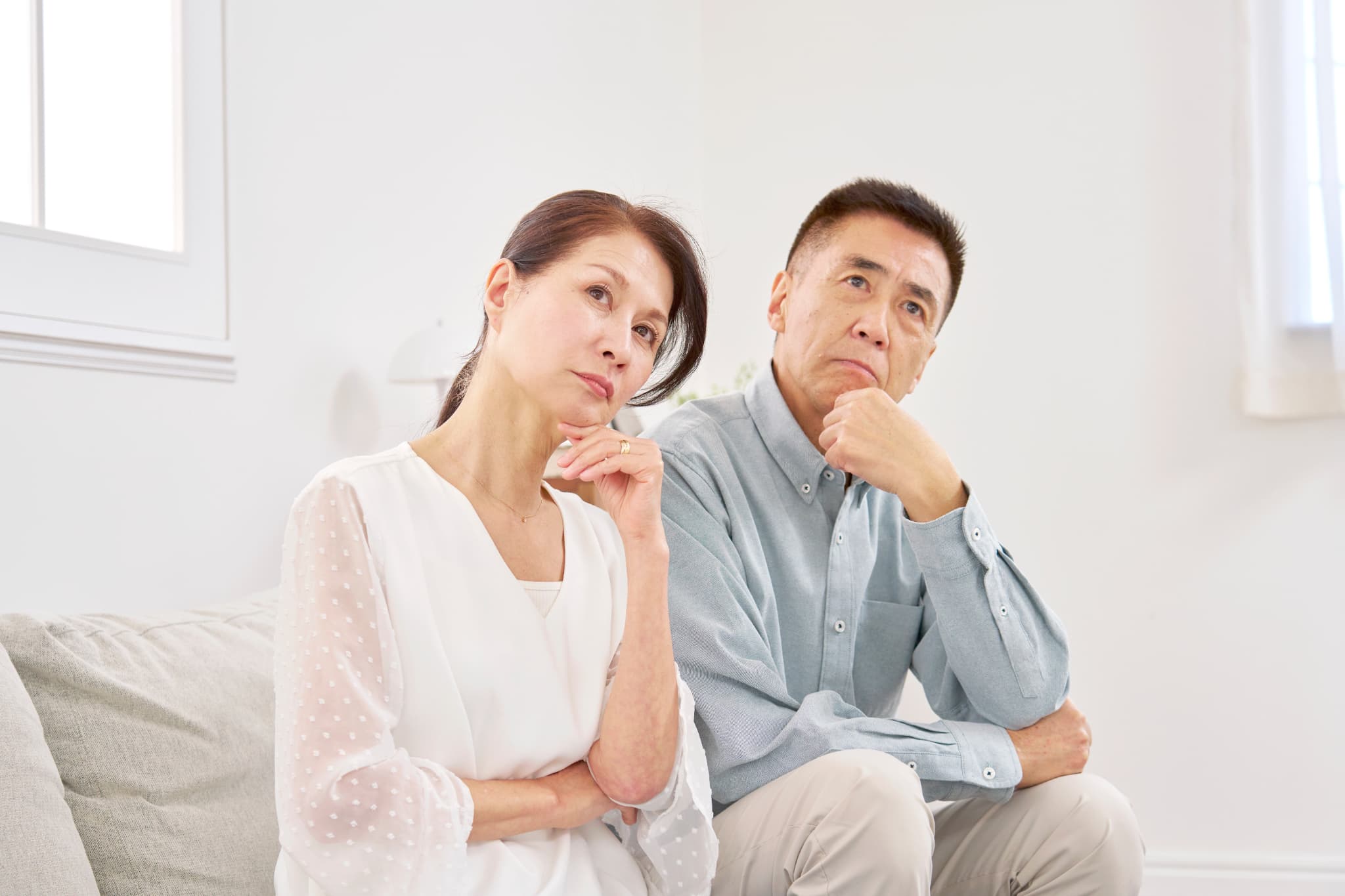 歯周病の疑問について考える夫婦