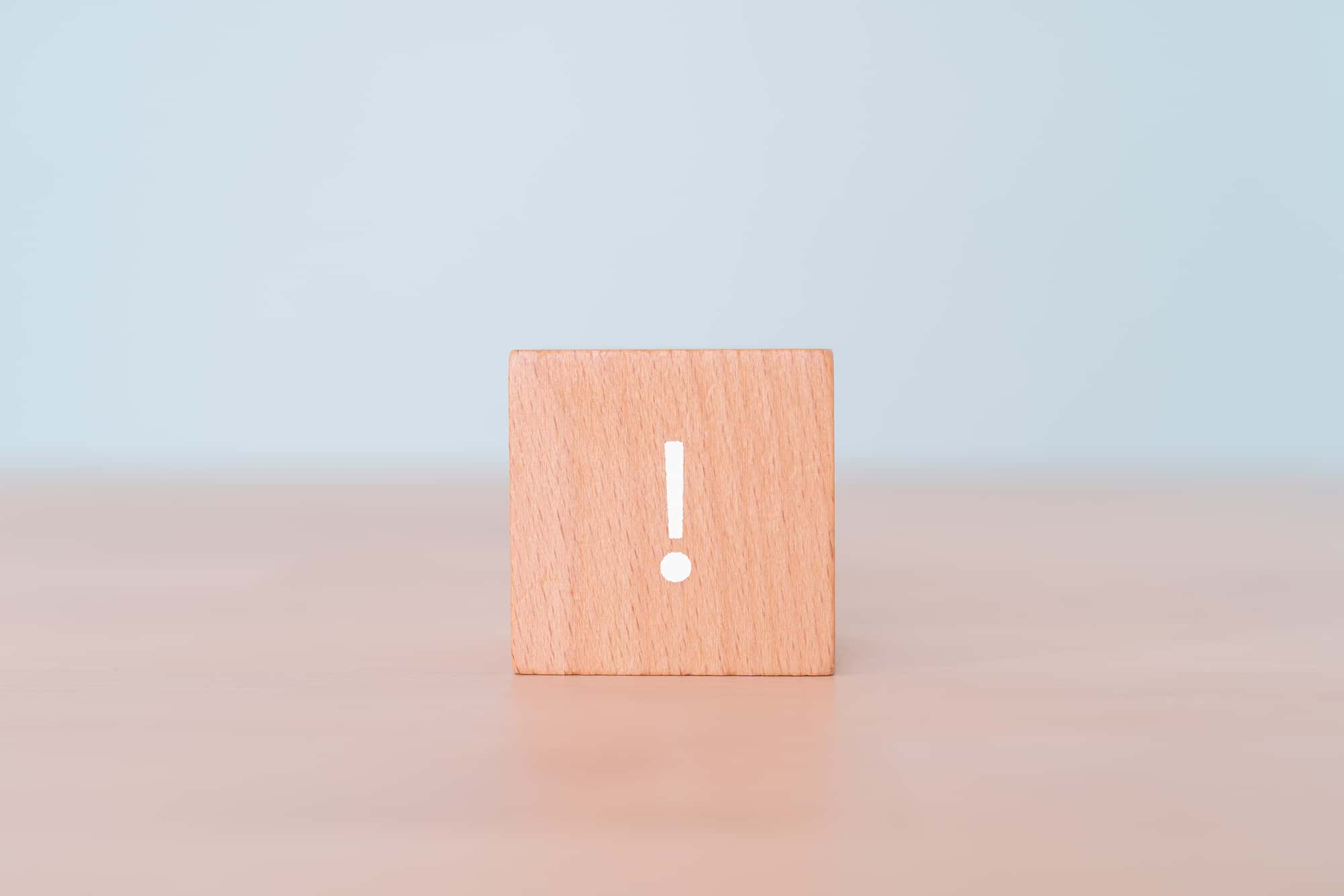 ブリッジ治療を選択する際の注意点を説明するイメージ