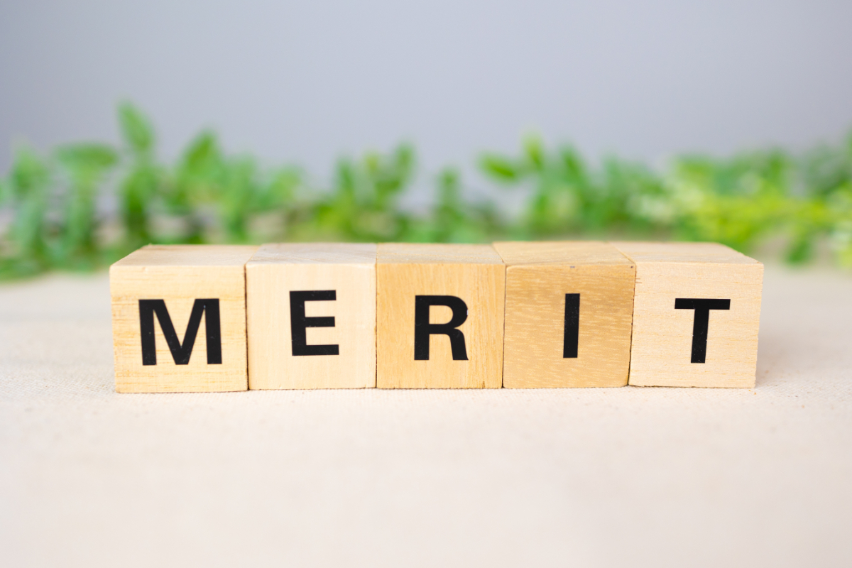 セラミックの歯を選択する主なメリット